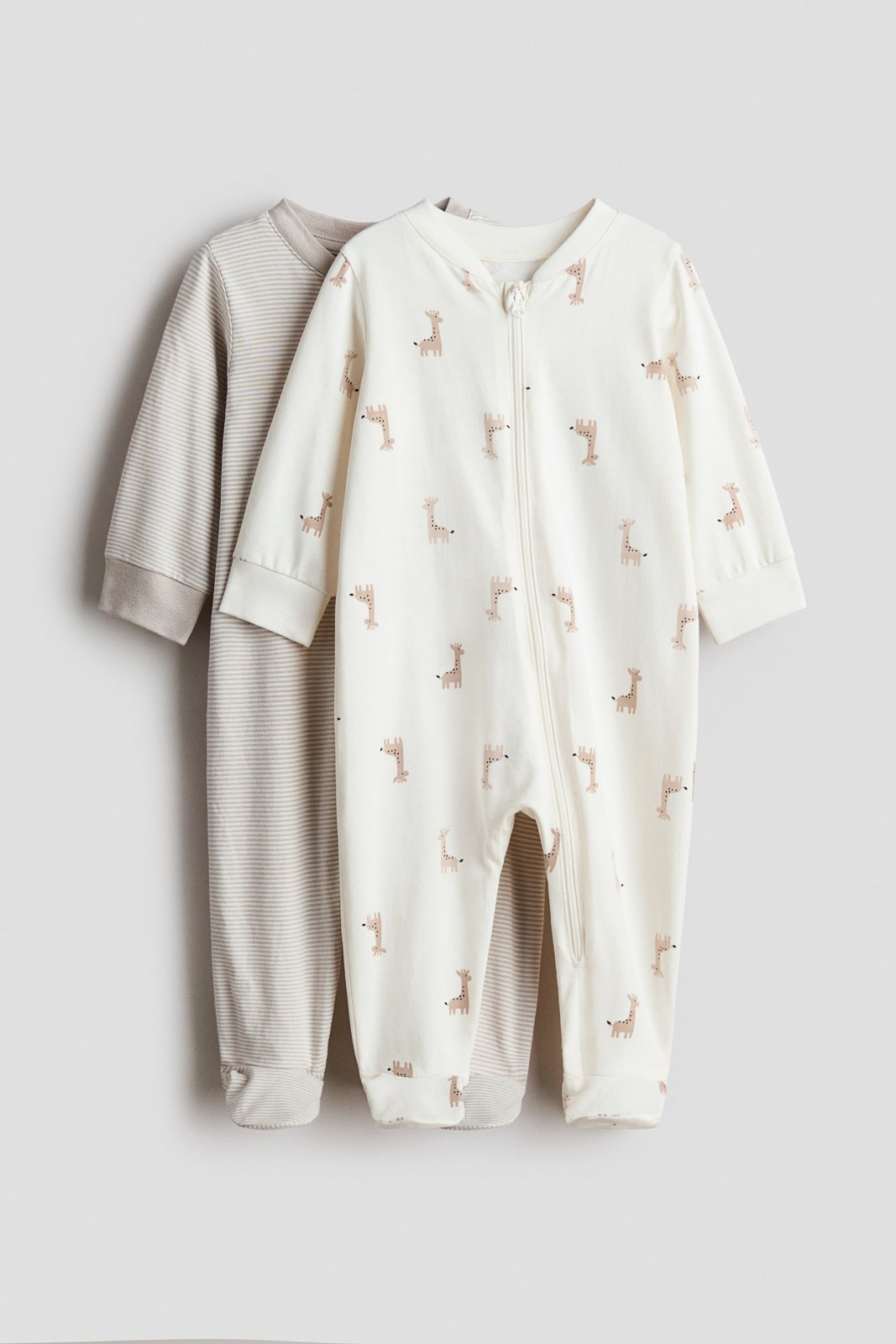 Pyjamas en taille naissance et 1 mois