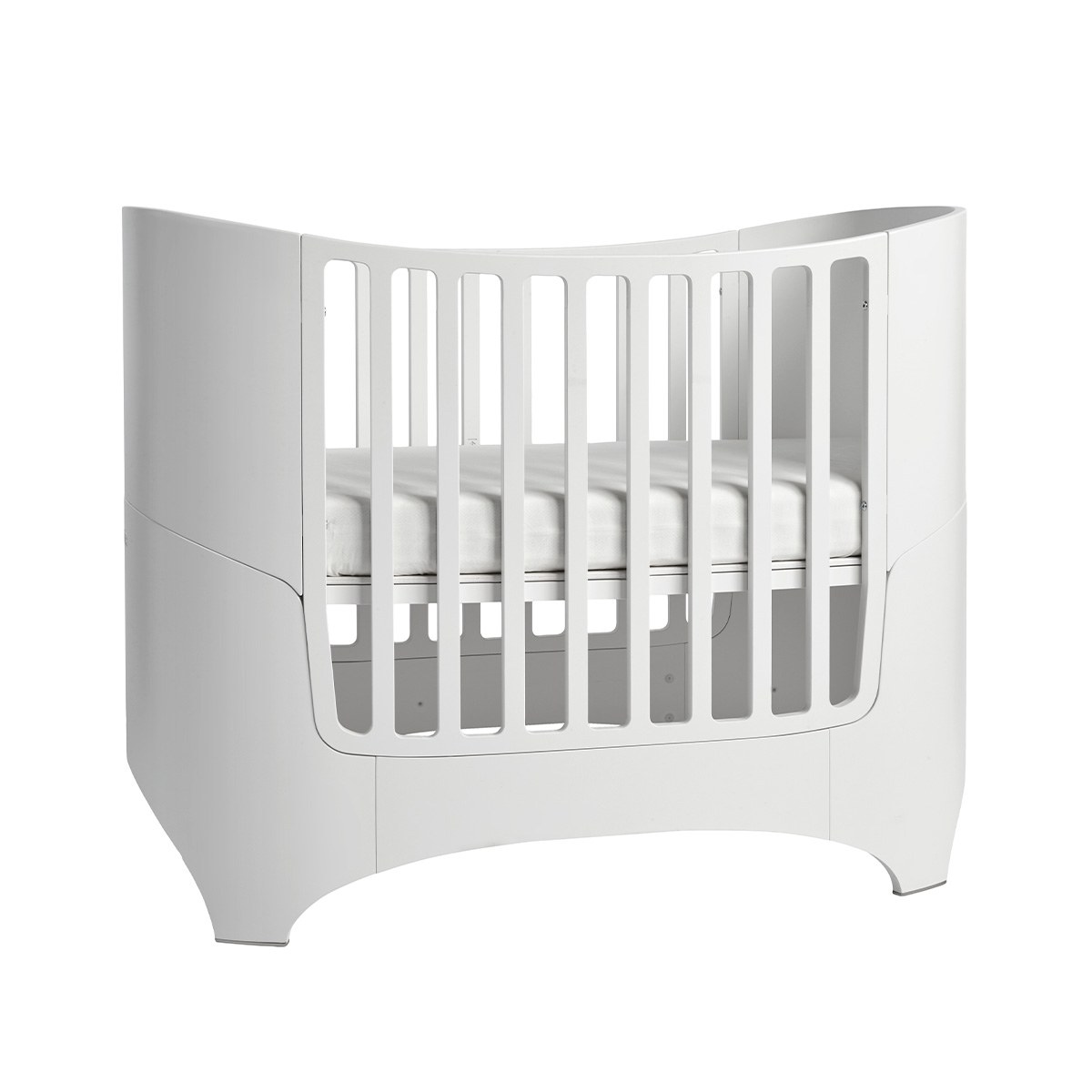Leander Classic Baby Cot 0–3 yrs, white + Leander Classic Comfort mattress